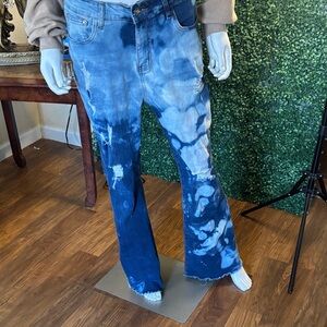d. jeans Two-Tone Bleached Distressed Women's Jeans